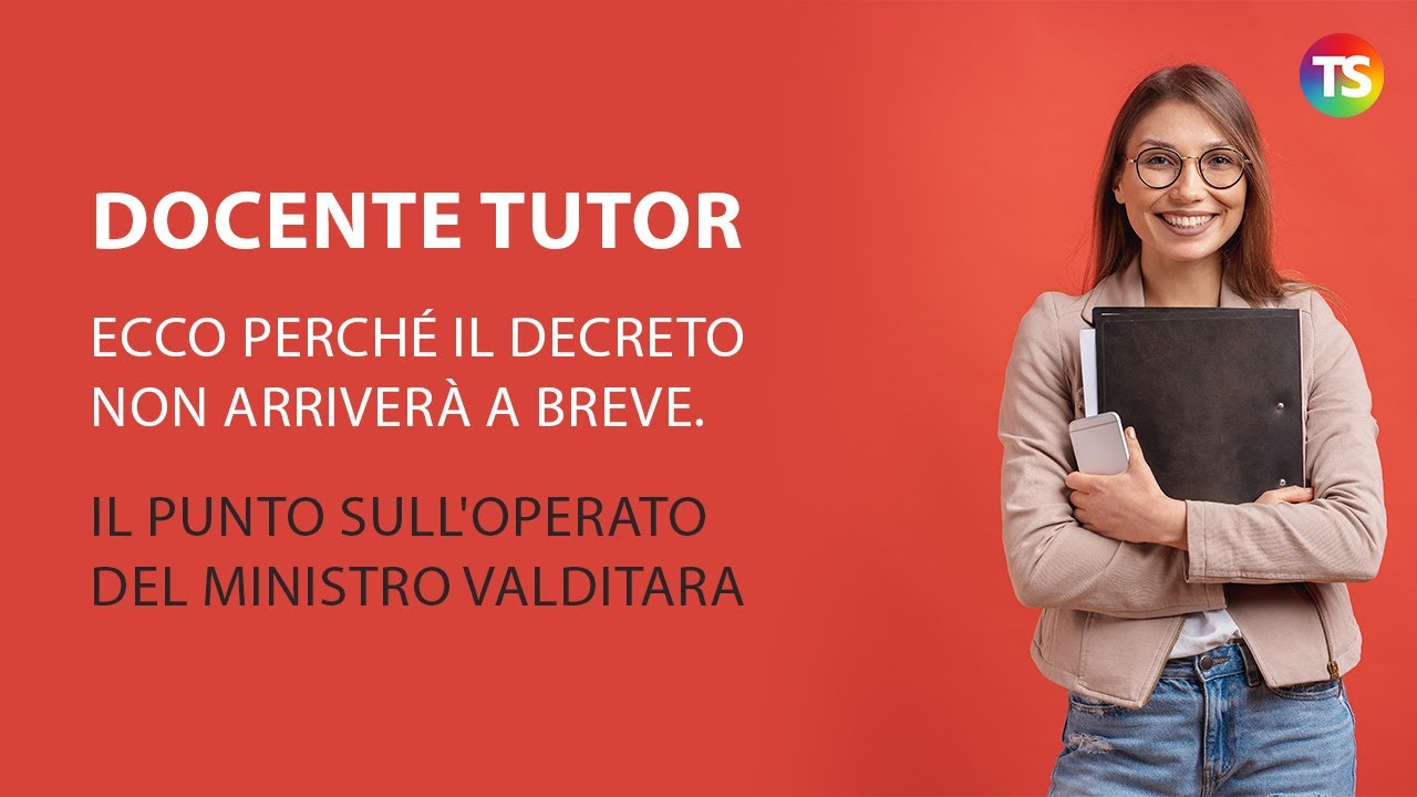 Maestro dei suoi sogni. Bello insegnante. Scuola e istruzione  universitaria. Laureato con successo. La gioventù mentoring. L'uomo ben  curato attraente insegnante nella parte anteriore dell'aula. Ossessionato  con la conoscenza Foto stock 